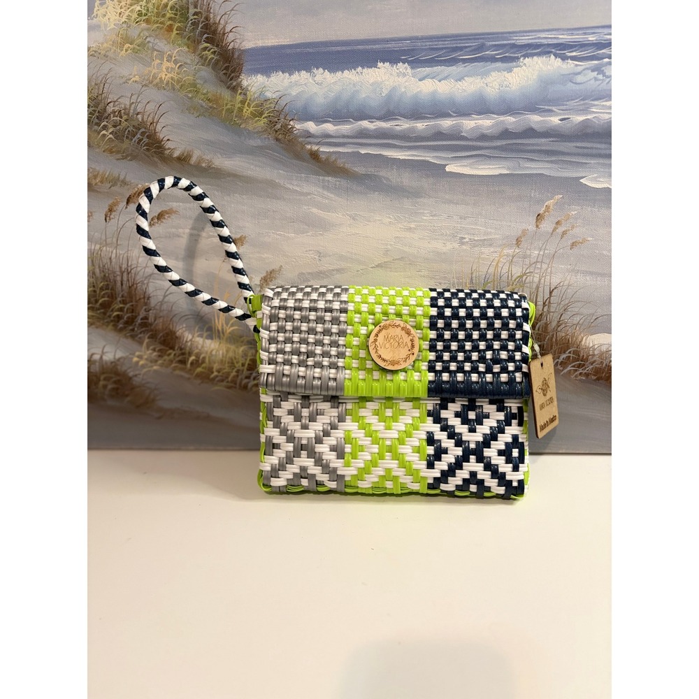 Maria Victoria Handwoven Mexican Plastic Wristlet Clutch Bag Green Navy White